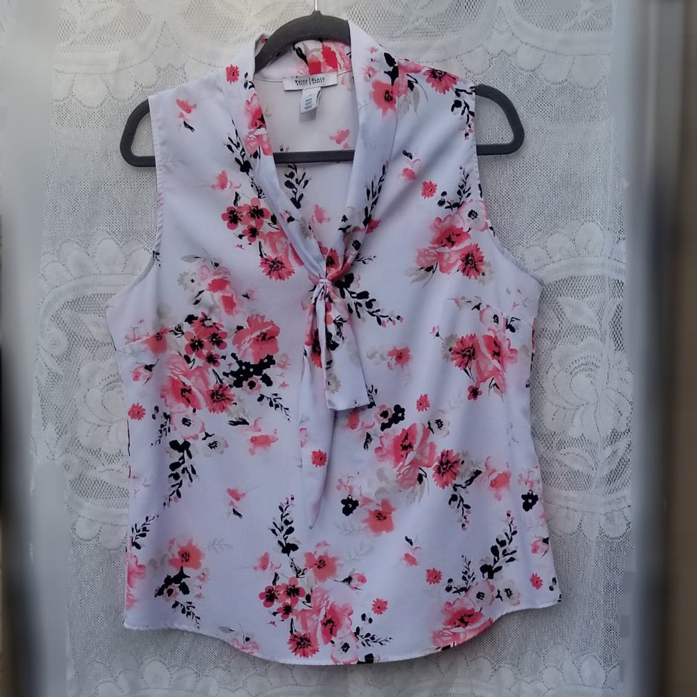 White House Black Market Sleeveless Floral Shell Tunic with tie neckline Size 12